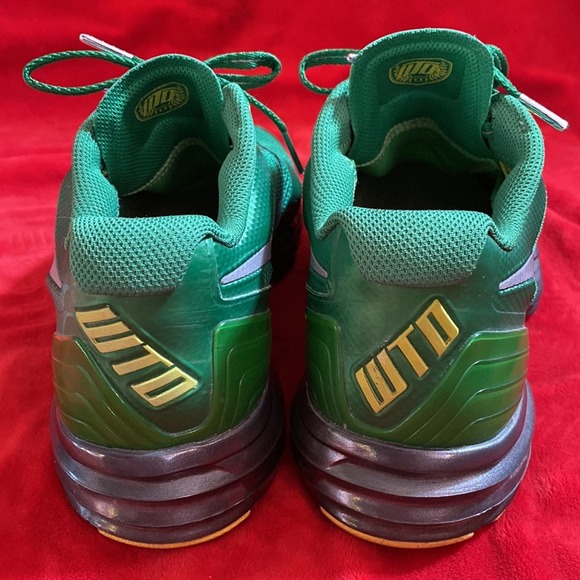 Nike Lunar TR1 Oregon Ducks Sneakers in Apple Green main image 8